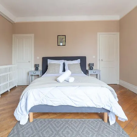 Le Rue Neuve - Calme Et Lumineux 아파트 비시